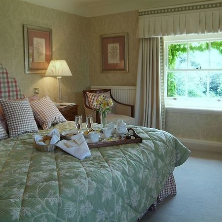 The Elms Hotel Abberley Bagian luar foto