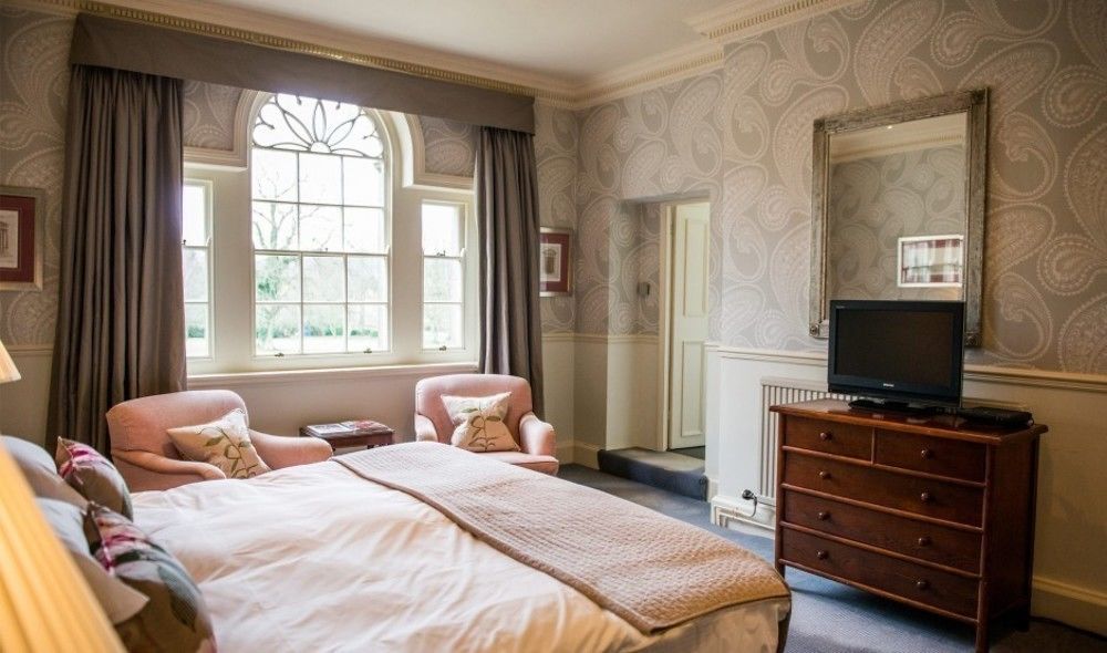 The Elms Hotel Abberley Bagian luar foto