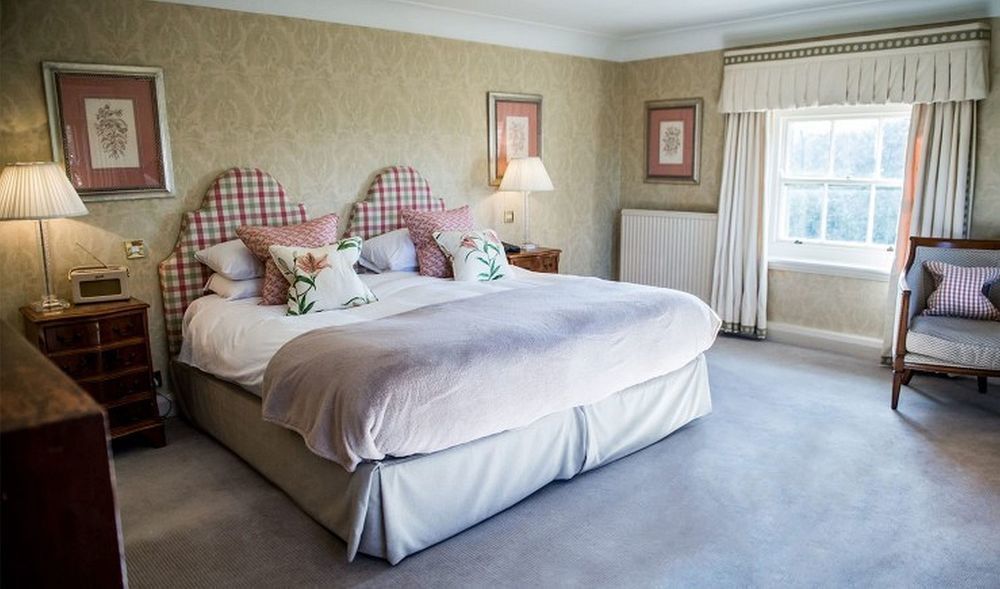 The Elms Hotel Abberley Bagian luar foto