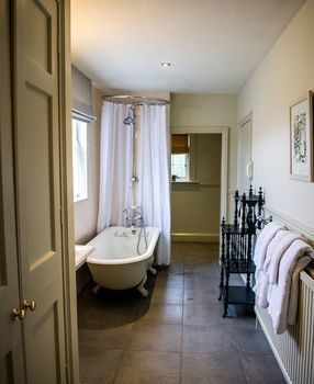 The Elms Hotel Abberley Bagian luar foto